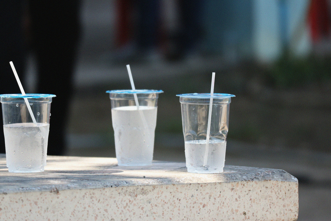 Plastic Cups With Straws